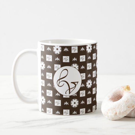 Elegant White en Brown Checkered Pattern Koffiemok (Met donut)