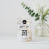 Elegant White Gold Marble Logo & QR Code Moderne Visitekaartje (Staand voorkant)