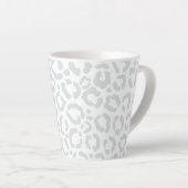 Elegant White Grey Leopard Cheetah Animal Print Latte Mok (Rechterhoek)