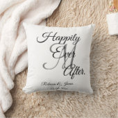 Elegant White Monogramed Gelukkig Ever Kussen (Deken)