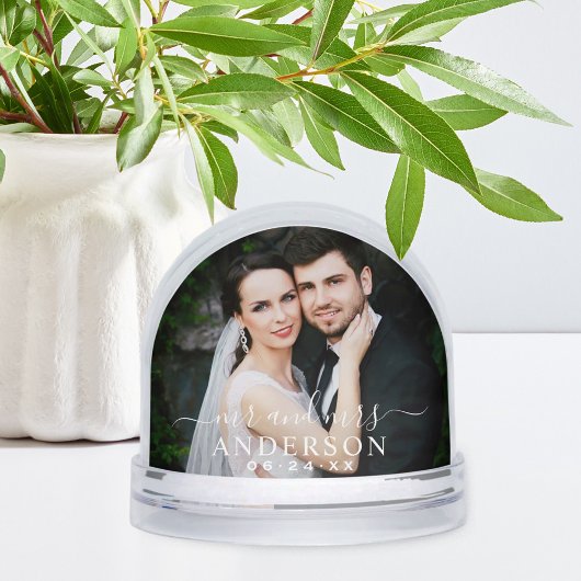 Elegant White Mr and Mrs Monogram Photo Wedding Sneeuwbol