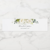 Elegant White Rose & Gold Cursive Wedding Waterfles Etiket (Enkel label)