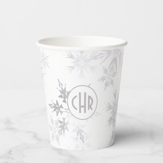 Elegant White Winter Snowflakes Papieren Bekers (Achterkant)