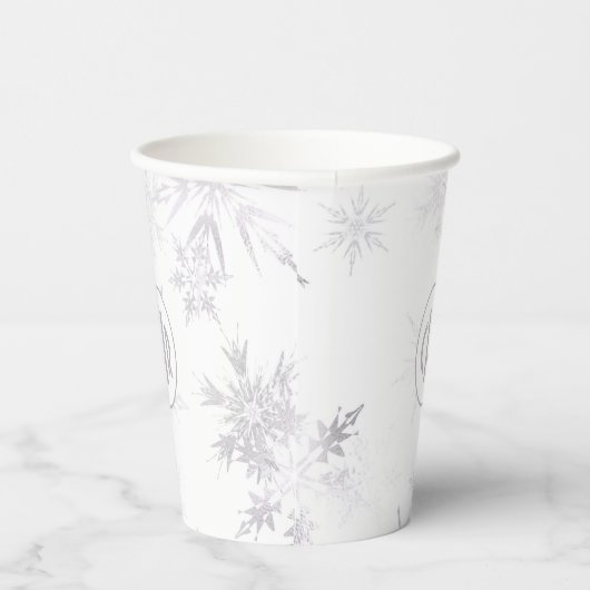 Elegant White Winter Snowflakes Papieren Bekers (Rechts)