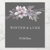 Elegant Winter Gray Floral Weddenschap Wijn Label Wijn Etiket (Enkel label)