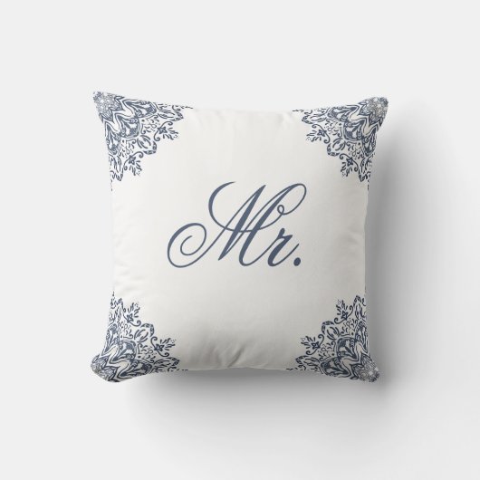 Elegant Wit Blauw Mr & Mrs Matching Zijn & Heren Kussen (Voorkant)