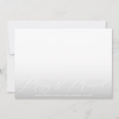 Elegant Wit Script Vrolijk & Getrouwd Foto Feestdagenkaart (Voorkant)