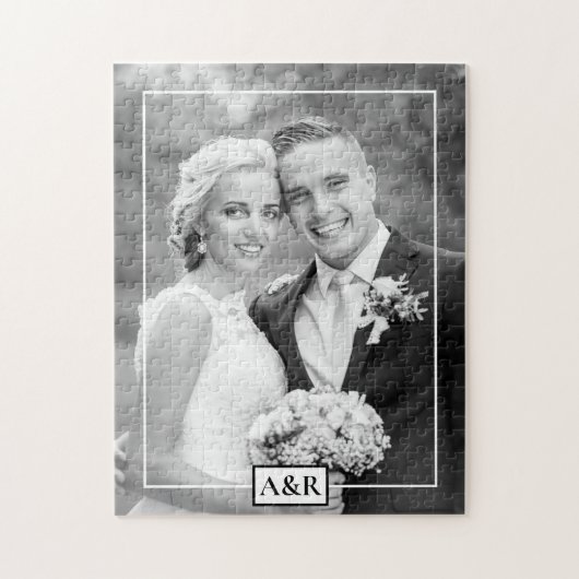 Elegant witte rand en initialen bruiloft legpuzzel (Verticaal)