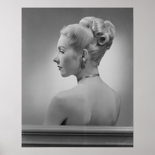 Elegant Woman Poster (Voorkant)