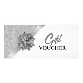 Elegant zilver en wit cadeaubon ontwerp reclamekaart