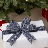 Elegant zilveren en blauwe sneeuwvlokken patroon lint