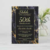 Elegant zwart en goud marmer 50ste verjaardagsfees kaart (Staand voorkant)