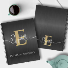 Elegant Zwart Geborsteld Metaal Goud Monogram Scri