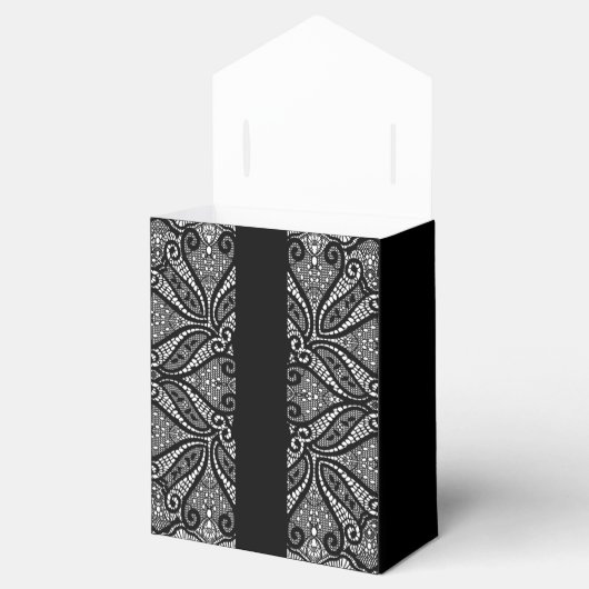 Elegant Zwart Kant Gotische Schedel Hallobruiloft Bedankdoosjes (Geopend)