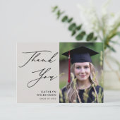 Elegant zwart script op grijs foto-Afstuderen Bedankkaart (Staand voorkant)