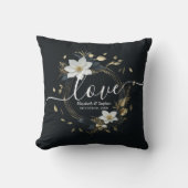 Elegant Zwart Wit en Goud Bloemen Krans Bruiloft Kussen (Voorkant)