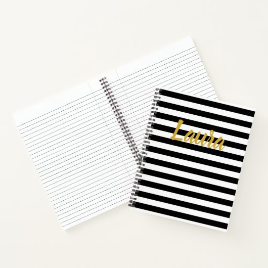 Elegant Zwart Wit en Goud Script Naam Strepen Notitieboek (Binnen)