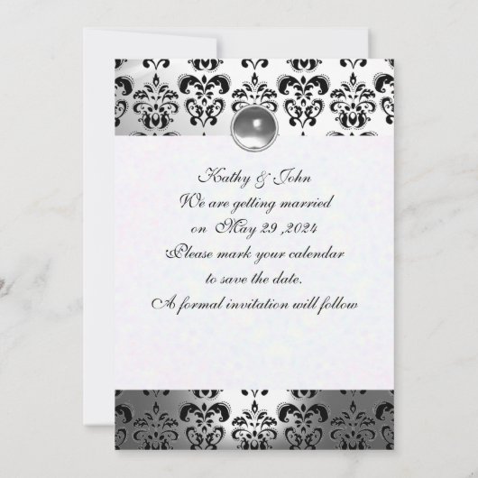 ELEGANT ZWART WIT GRIJS DAMASK MONOGRAM Bruiloft Save The Date (Achterkant)