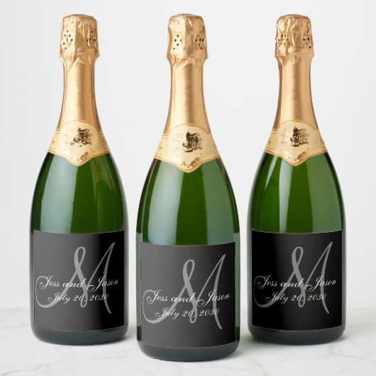 Elegant Zwart Wit Grijs Monogram Namen Bruiloft Sparkling Wijnetiket (Flessen)