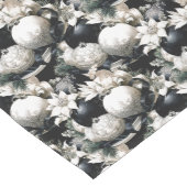 Elegant zwart wit Kerstmis ornament patroon Medium Tafelloper (Hoek)