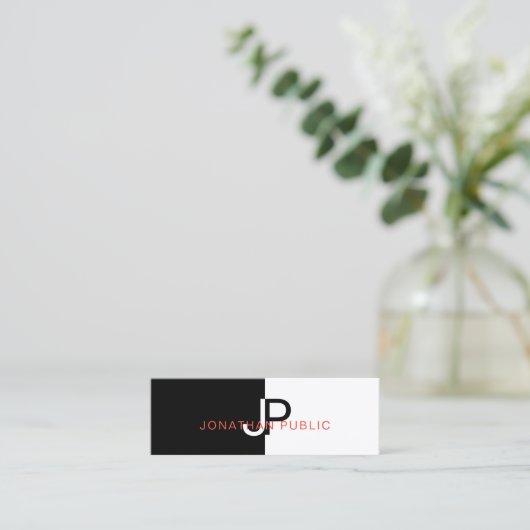 Elegant Zwart Wit Rood Ontwerp Monogram Trendy Mini Visitekaartje (Staand voorkant)