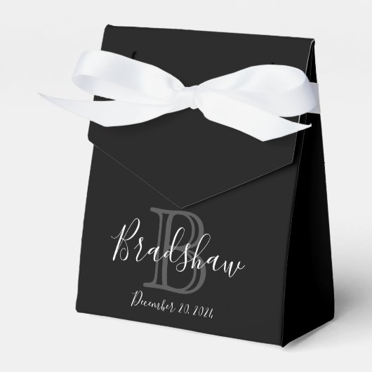 Elegant Zwart Zilver Monogram Bruiloft Aangepaste  Bedankdoosjes (Voorkant Zijde)