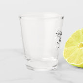 Elegant zwarte-scriptaangepaste tekstdatum naam shot glas (Links)