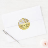 Elegante Abstracte gouden en witte marmeren bruilo Ronde Sticker (Envelop)