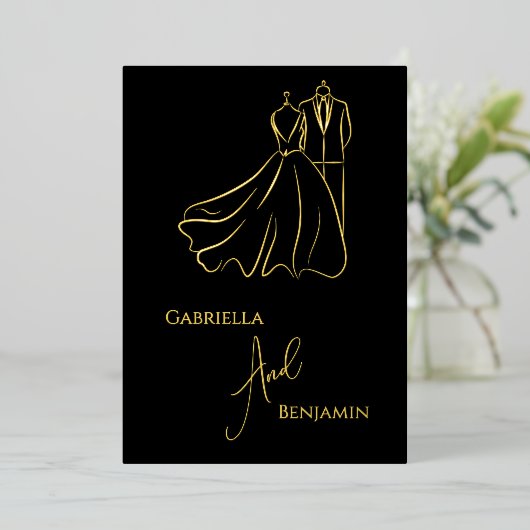 Elegante B & W bruiloft Tux & jurk Formele bruilof Folie Uitnodiging (Staand Voorkant)