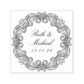 Elegante Barokke Scroll Trouwdatum & Namen Zelfinktende Stempel (Design)