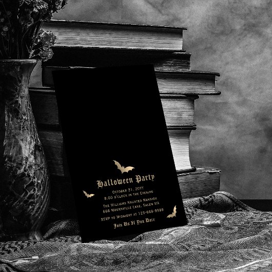 Élégante Bat d'or noir Halloween Party Invitation