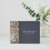 Elegante Beach Puka Shells Trouw Save the Date Aankondigingskaart (Staand voorkant)