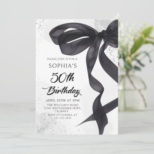 Élégante Black Bow 50e anniversaire Invitation de (Debout devant)