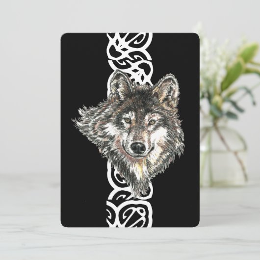 Elegante Black Wild Wolf Verjaardag Uitnodigen Kaart (Staand voorkant)