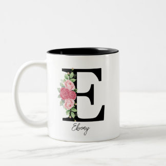 Elegante Bloemen Gepersonaliseerde Monogram Koffie Tweekleurige Koffiemok