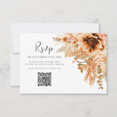 Elegante Bloemen QR Code Terracotta Herfstbruiloft RSVP Kaartje (Voorkant)