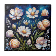 Elegante bloemschikking met zeeschelpen