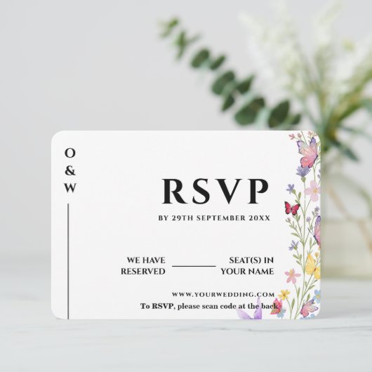 Elegante Boho Wildflower Bloemvlinders bruiloft RSVP Kaartje (Staand voorkant)
