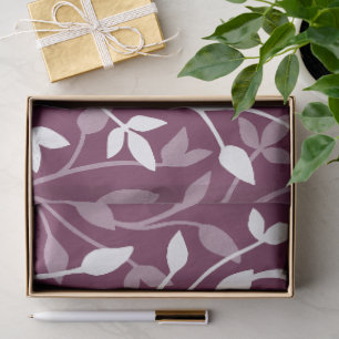 Elegante botanische witte blad silhouet op pruim tissuepapier