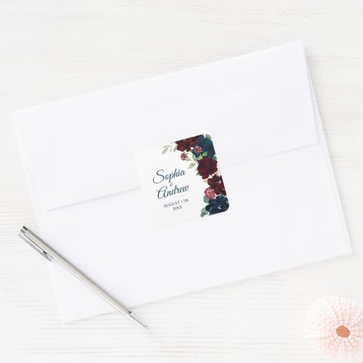Elegante Bourgogne & Navy Bloemenbruiloft Vierkante Sticker (Envelop)