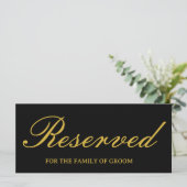 Élégante carte à signes réservée Mariage Black Gol (Debout devant)