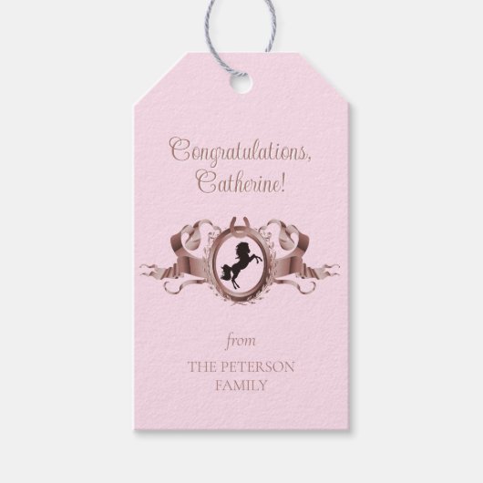 Elegante Chic Pink Equestrian Ribbon Crest Naam Cadeaulabel (Voorkant)