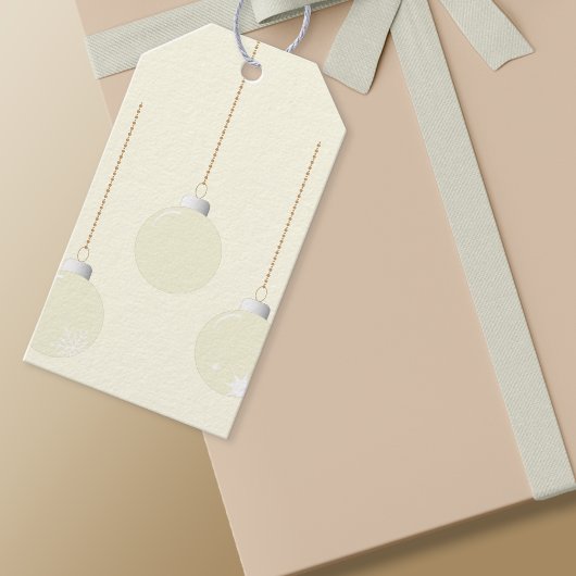 Elegante Cream Christmas Baubles Cadeaulabel