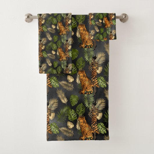 Élégante dame de tigre doré en cuivre vert (En situation)