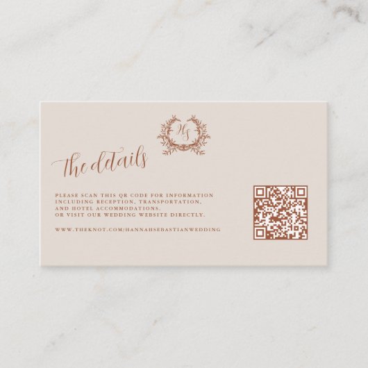 Elegante Details Monogram Crest QR Code Huwelijk Informatiekaartje (Voorkant)