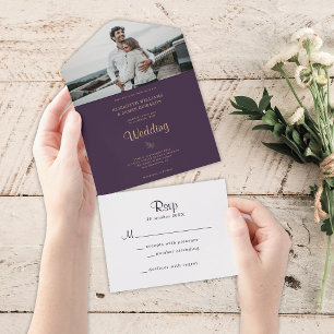 Elegante donkerpaarse Moody Boho-huwelijk All In One Uitnodiging