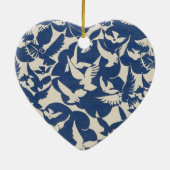 Elegante duiven in wit en blauw keramisch ornament (Achterkant)