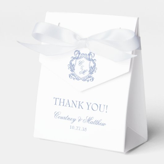 Elegante Dusty Blue Monogram Crest Bedankt Bedankdoosjes (Voorkant Zijde)