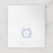 Elegante Dusty Blue Monogram Crest Wedding (Buitenkant ongevouwen)