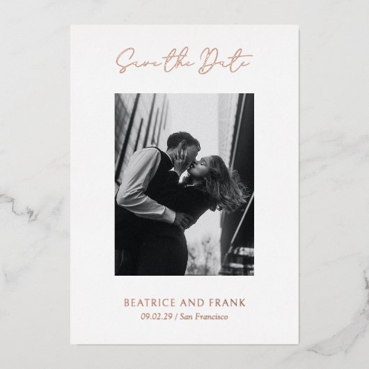 Elegante eenvoudige moderne bruiloft Bewaar de dat Folie Uitnodiging (Voorkant)